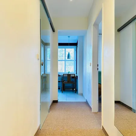 Birken Apartment- 4 Personen-balkon- Waschmaschine-parkplatz شقة ولفسبورج